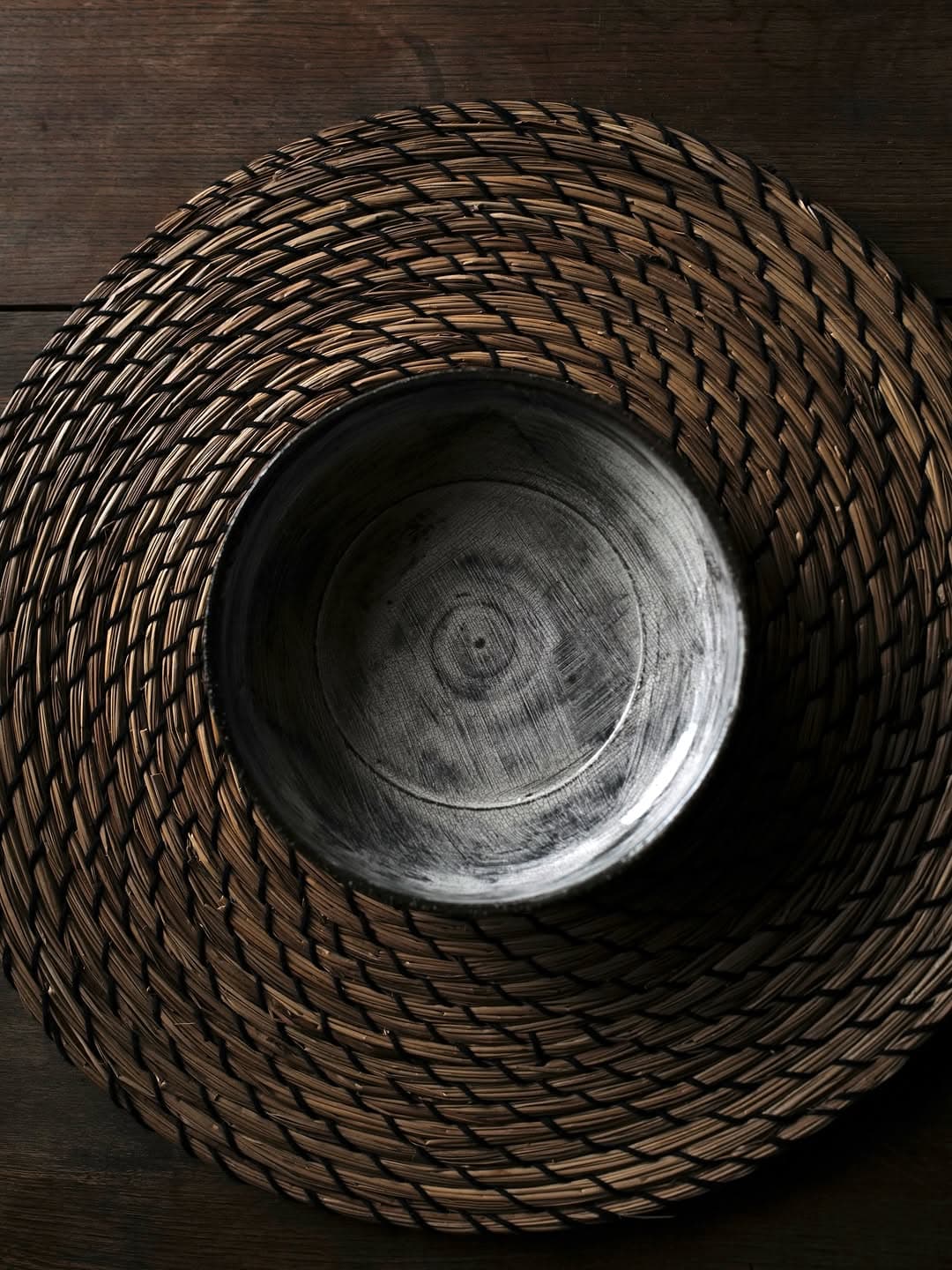Hakeme Medium Bowl Display