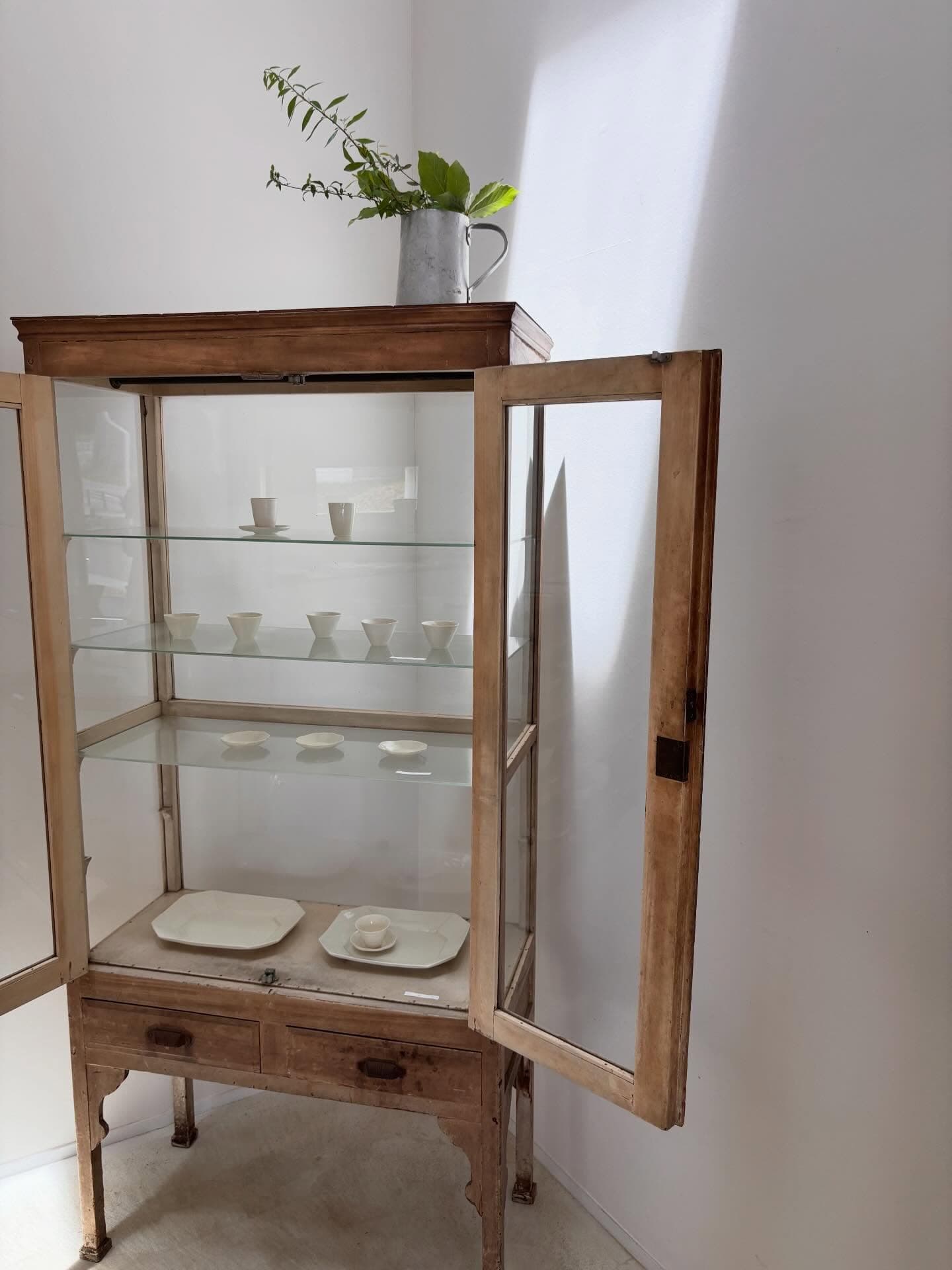 Gallery 泛白 uhaku